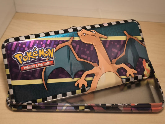 50 Pokémon Karten Stifteetui Set "Glurak"